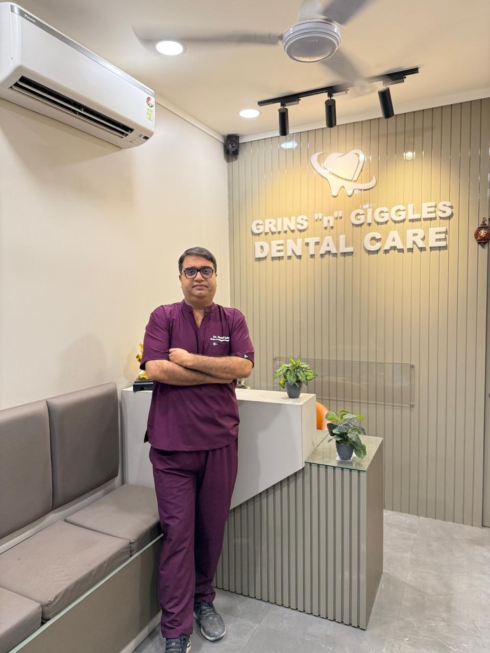 Dr. Rohit Mehta, Prosthodontist and Oral Implantologist